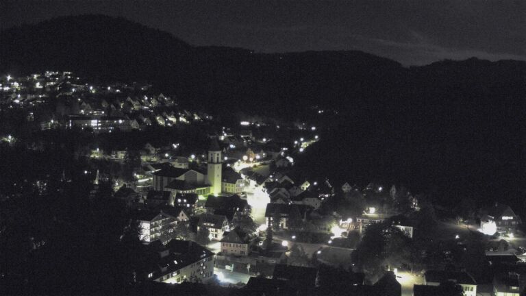 Dieses Bild zeigt eine Webcam-Aufnahme von Ottenhöfen, aufgenommen am Samstag, den 19.09.2026 um 21:30 Uhr