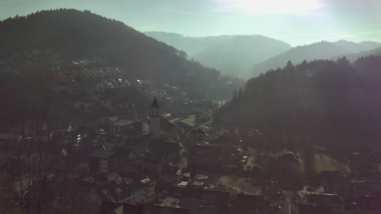 Dieses Bild zeigt eine Webcam-Aufnahme von Ottenhöfen, aufgenommen am Freitag, den 26.12.2025 um 12:00 Uhr