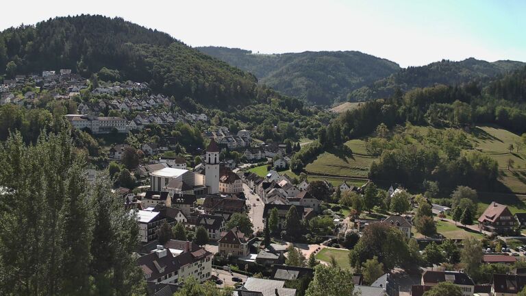 Dieses Bild zeigt eine Webcam-Aufnahme von Ottenhöfen, aufgenommen am Samstag, den 12.09.2026 um 11:40 Uhr