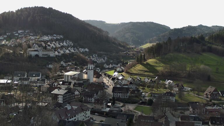 Dieses Bild zeigt eine Webcam-Aufnahme von Ottenhöfen, aufgenommen am Sonntag, den 01.03.2026 um 10:10 Uhr