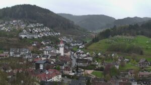 Dieses Bild zeigt eine Webcam-Aufnahme von Ottenhöfen, aufgenommen am Samstag, den 11.04.2026 um 19:20 Uhr