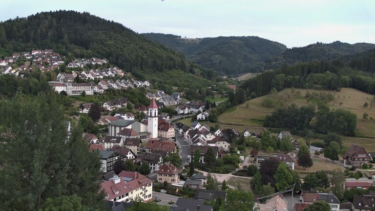 Dieses Bild zeigt eine Webcam-Aufnahme von Ottenhöfen, aufgenommen am Mittwoch, den 22.07.2026 um 20:30 Uhr