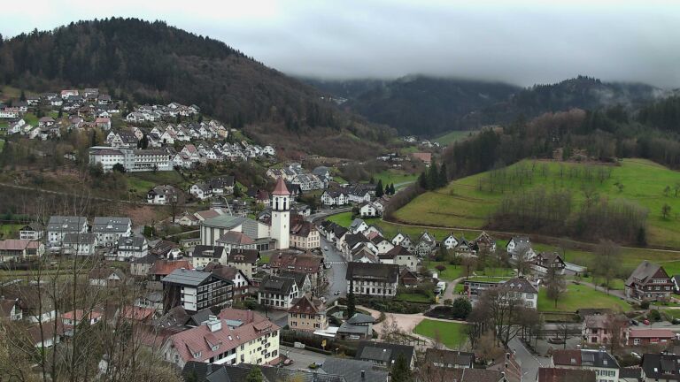 Dieses Bild zeigt eine Webcam-Aufnahme von Ottenhöfen, aufgenommen am Montag, den 30.03.2026 um 12:20 Uhr