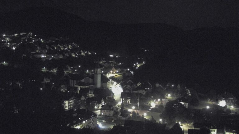 Dieses Bild zeigt eine Webcam-Aufnahme von Ottenhöfen, aufgenommen am Montag, den 08.06.2026 um 23:00 Uhr