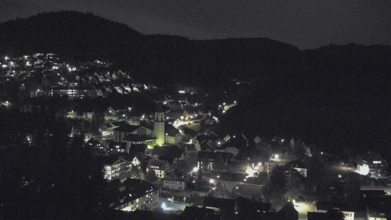 Dieses Bild zeigt eine Webcam-Aufnahme von Ottenhöfen, aufgenommen am Montag, den 28.09.2026 um 21:00 Uhr