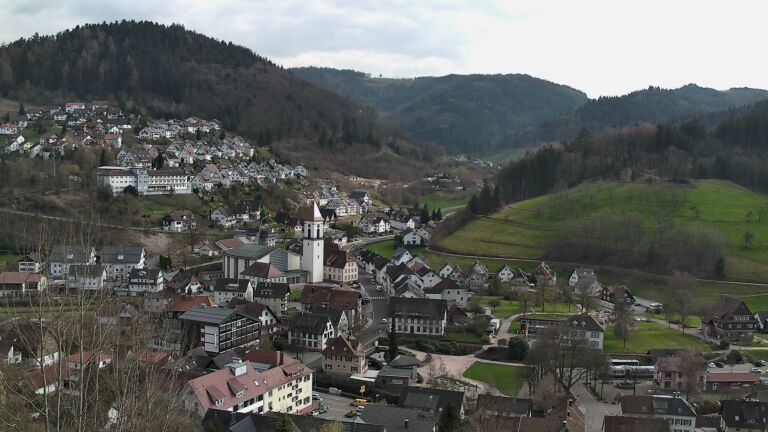 Dieses Bild zeigt eine Webcam-Aufnahme von Ottenhöfen, aufgenommen am Montag, den 23.03.2026 um 15:40 Uhr