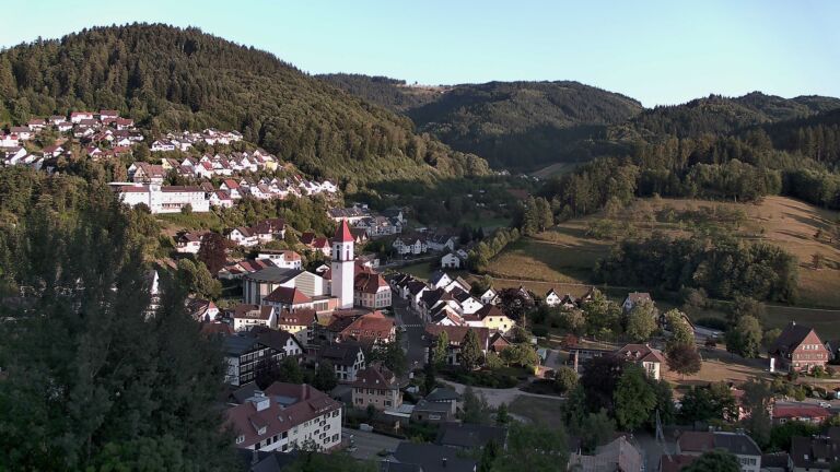 Dieses Bild zeigt eine Webcam-Aufnahme von Ottenhöfen, aufgenommen am Dienstag, den 21.07.2026 um 20:20 Uhr