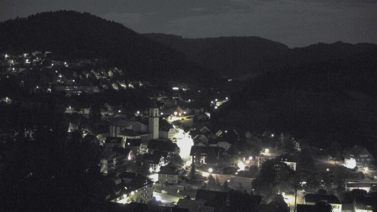 Dieses Bild zeigt eine Webcam-Aufnahme von Ottenhöfen, aufgenommen am Montag, den 03.08.2026 um 03:30 Uhr