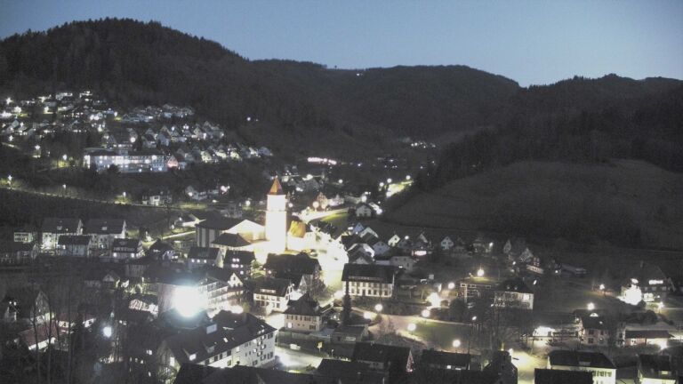 Dieses Bild zeigt eine Webcam-Aufnahme von Ottenhöfen, aufgenommen am Donnerstag, den 26.02.2026 um 18:50 Uhr