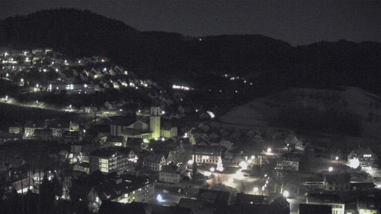 Dieses Bild zeigt eine Webcam-Aufnahme von Ottenhöfen, aufgenommen am Donnerstag, den 01.01.2026 um 05:40 Uhr