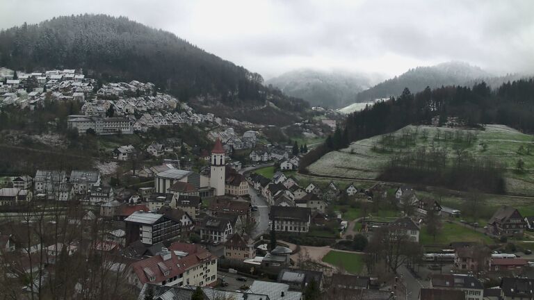 Dieses Bild zeigt eine Webcam-Aufnahme von Ottenhöfen, aufgenommen am Donnerstag, den 26.03.2026 um 08:50 Uhr