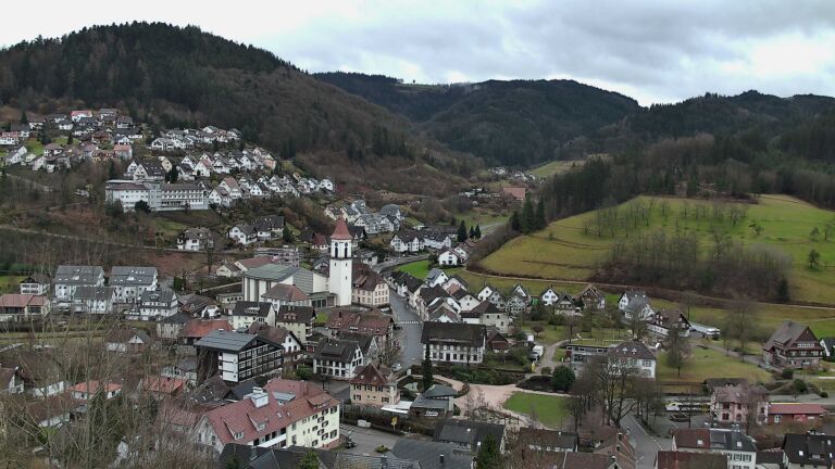 Dieses Bild zeigt eine Webcam-Aufnahme von Ottenhöfen, aufgenommen am Sonntag, den 22.02.2026 um 10:30 Uhr