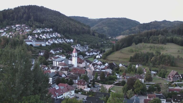 Dieses Bild zeigt eine Webcam-Aufnahme von Ottenhöfen, aufgenommen am Donnerstag, den 10.09.2026 um 06:40 Uhr