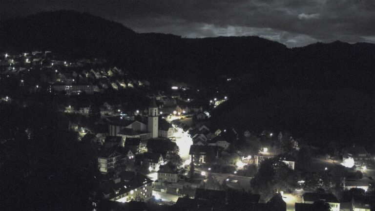 Dieses Bild zeigt eine Webcam-Aufnahme von Ottenhöfen, aufgenommen am Samstag, den 29.08.2026 um 01:30 Uhr