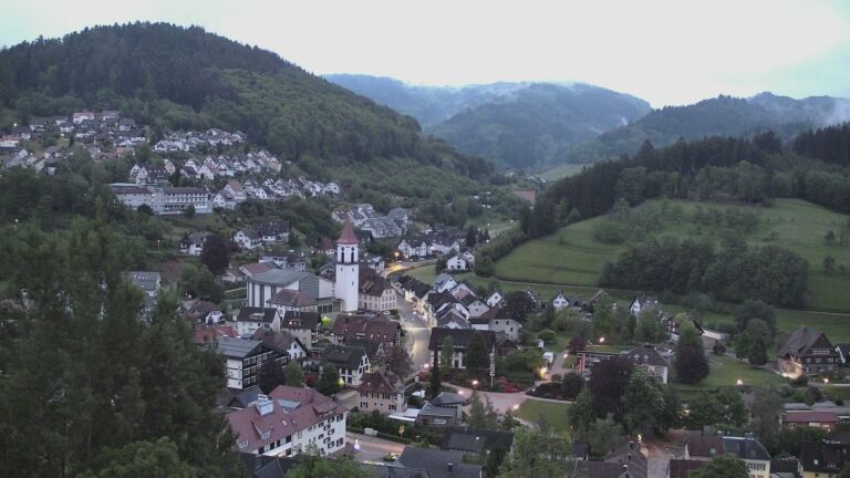 Dieses Bild zeigt eine Webcam-Aufnahme von Ottenhöfen, aufgenommen am Dienstag, den 12.05.2026 um 05:30 Uhr