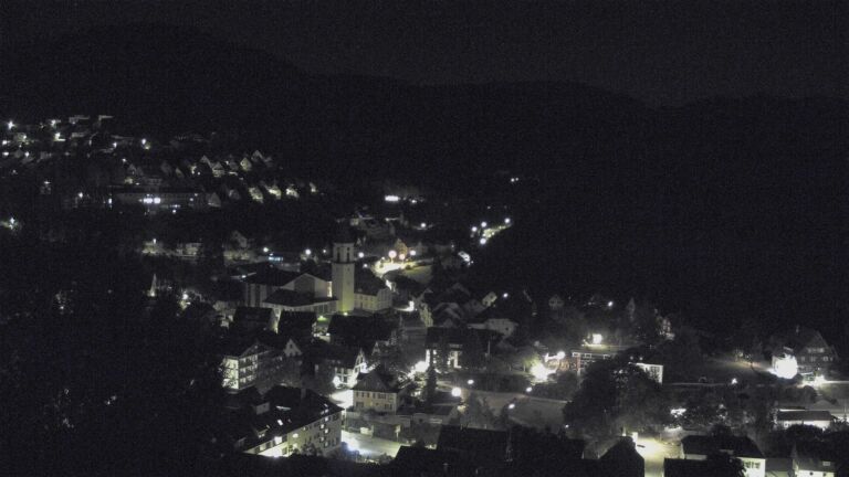 Dieses Bild zeigt eine Webcam-Aufnahme von Ottenhöfen, aufgenommen am Samstag, den 12.09.2026 um 05:00 Uhr