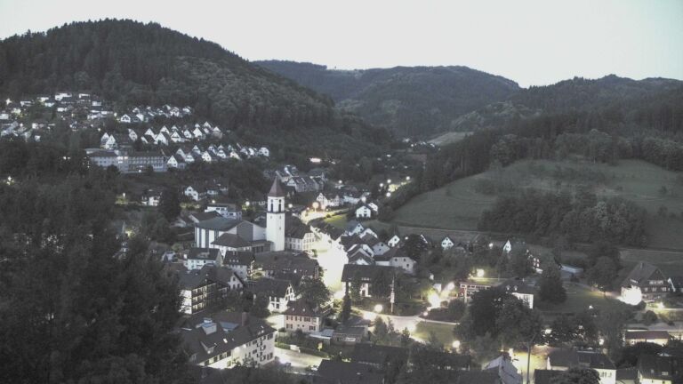 Dieses Bild zeigt eine Webcam-Aufnahme von Ottenhöfen, aufgenommen am Mittwoch, den 24.06.2026 um 04:30 Uhr