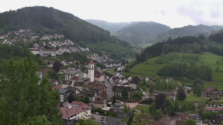 Dieses Bild zeigt eine Webcam-Aufnahme von Ottenhöfen, aufgenommen am Donnerstag, den 07.05.2026 um 11:10 Uhr