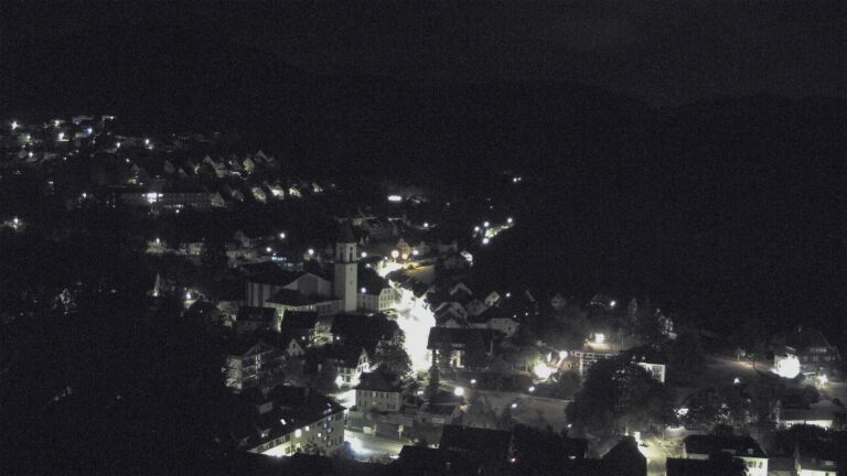Dieses Bild zeigt eine Webcam-Aufnahme von Ottenhöfen, aufgenommen am Mittwoch, den 19.08.2026 um 00:00 Uhr