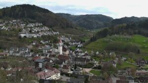Dieses Bild zeigt eine Webcam-Aufnahme von Ottenhöfen, aufgenommen am Samstag, den 11.04.2026 um 16:50 Uhr