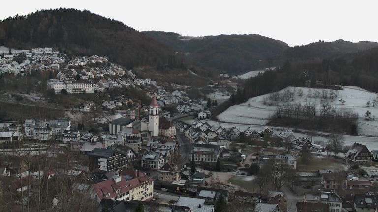 Dieses Bild zeigt eine Webcam-Aufnahme von Ottenhöfen, aufgenommen am Mittwoch, den 31.12.2025 um 16:30 Uhr