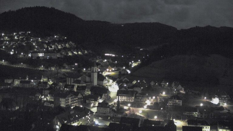 Dieses Bild zeigt eine Webcam-Aufnahme von Ottenhöfen, aufgenommen am Sonntag, den 01.03.2026 um 00:30 Uhr