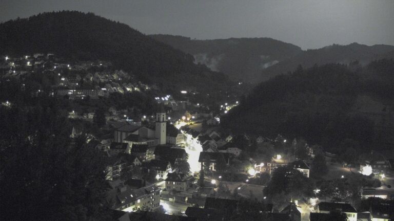 Dieses Bild zeigt eine Webcam-Aufnahme von Ottenhöfen, aufgenommen am Freitag, den 28.08.2026 um 02:00 Uhr