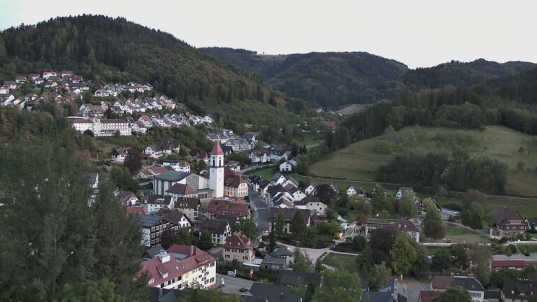 Dieses Bild zeigt eine Webcam-Aufnahme von Ottenhöfen, aufgenommen am Samstag, den 12.09.2026 um 20:00 Uhr
