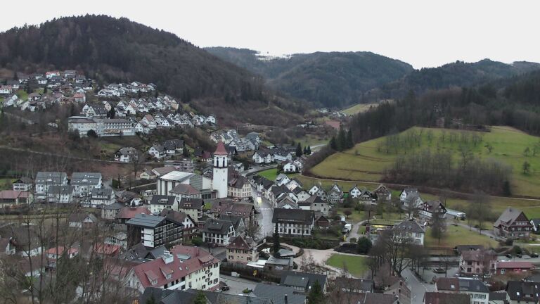 Dieses Bild zeigt eine Webcam-Aufnahme von Ottenhöfen, aufgenommen am Dienstag, den 17.02.2026 um 07:50 Uhr