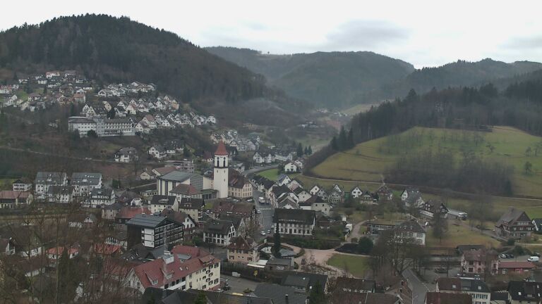 Dieses Bild zeigt eine Webcam-Aufnahme von Ottenhöfen, aufgenommen am Freitag, den 06.02.2026 um 10:10 Uhr