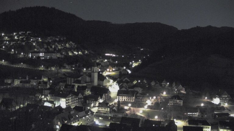 Dieses Bild zeigt eine Webcam-Aufnahme von Ottenhöfen, aufgenommen am Donnerstag, den 05.03.2026 um 04:00 Uhr