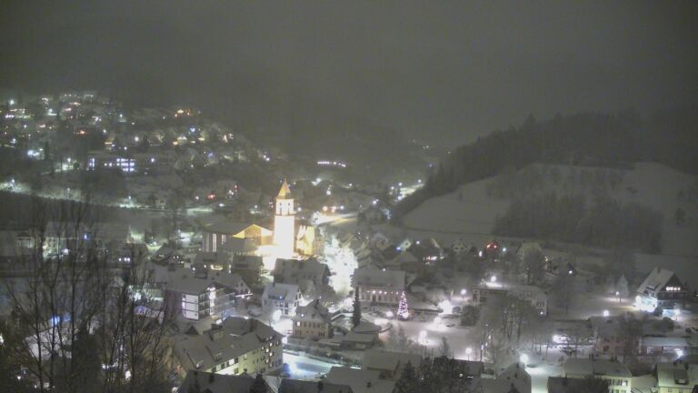 Dieses Bild zeigt eine Webcam-Aufnahme von Ottenhöfen, aufgenommen am Freitag, den 02.01.2026 um 19:40 Uhr