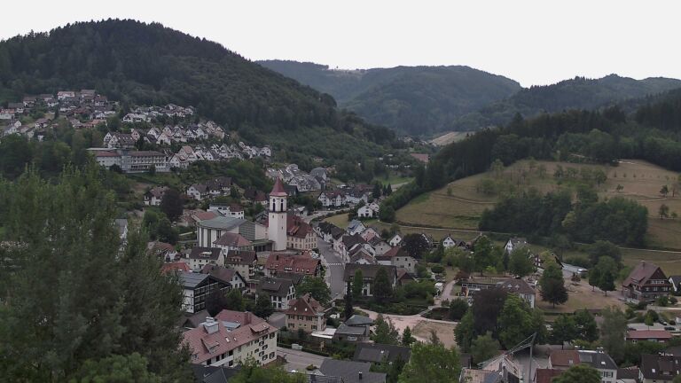 Dieses Bild zeigt eine Webcam-Aufnahme von Ottenhöfen, aufgenommen am Freitag, den 31.07.2026 um 20:00 Uhr