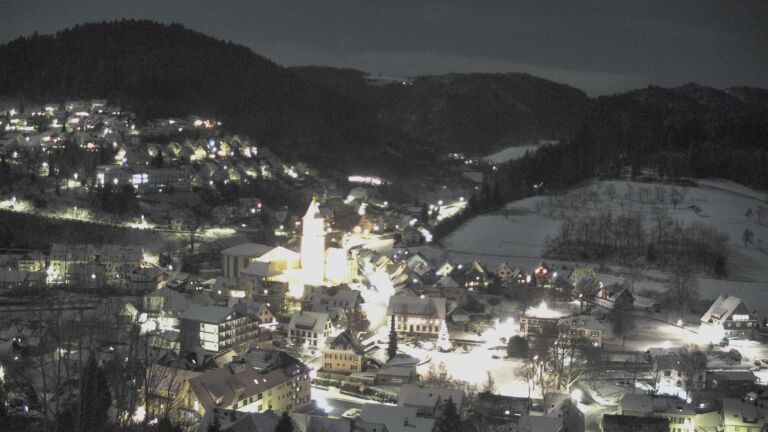 Dieses Bild zeigt eine Webcam-Aufnahme von Ottenhöfen, aufgenommen am Sonntag, den 04.01.2026 um 22:00 Uhr