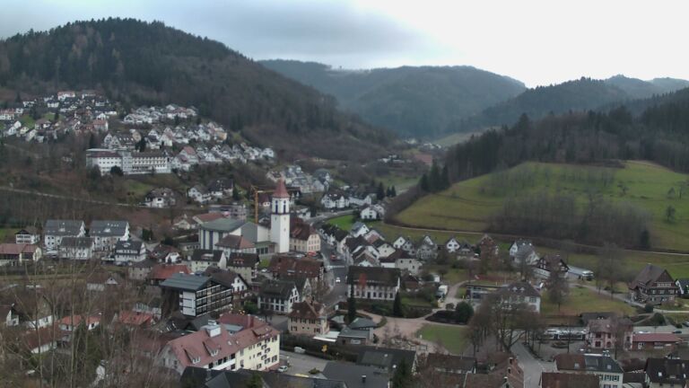 Dieses Bild zeigt eine Webcam-Aufnahme von Ottenhöfen, aufgenommen am Dienstag, den 23.12.2025 um 16:10 Uhr