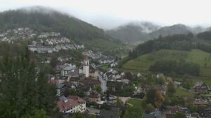 Dieses Bild zeigt eine Webcam-Aufnahme von Ottenhöfen, aufgenommen am Samstag, den 17.10.2026 um 12:00 Uhr