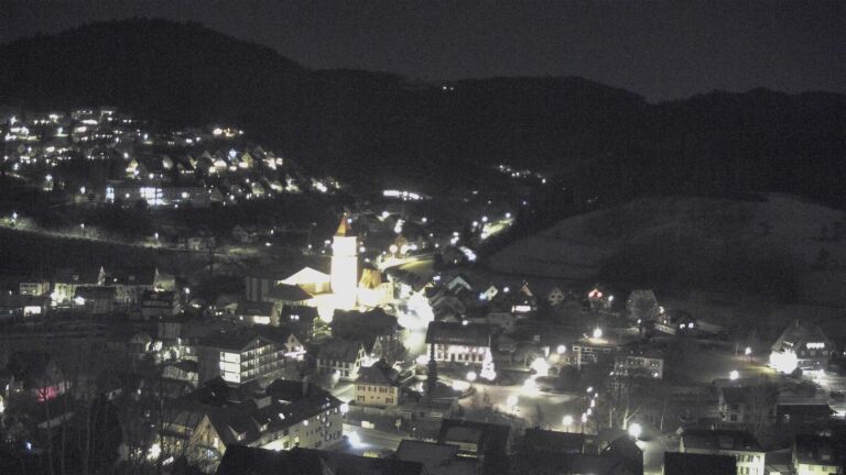 Dieses Bild zeigt eine Webcam-Aufnahme von Ottenhöfen, aufgenommen am Sonntag, den 28.12.2025 um 22:00 Uhr