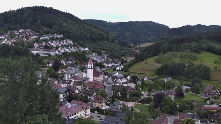 Dieses Bild zeigt eine Webcam-Aufnahme von Ottenhöfen, aufgenommen am Donnerstag, den 11.06.2026 um 21:00 Uhr