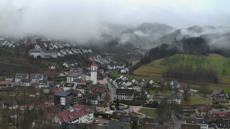 Dieses Bild zeigt eine Webcam-Aufnahme von Ottenhöfen, aufgenommen am Dienstag, den 24.02.2026 um 16:50 Uhr