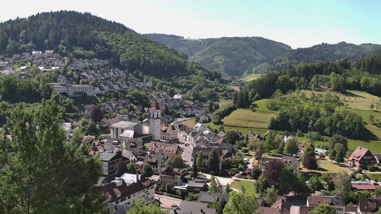 Dieses Bild zeigt eine Webcam-Aufnahme von Ottenhöfen, aufgenommen am Samstag, den 23.05.2026 um 10:40 Uhr