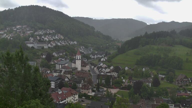 Dieses Bild zeigt eine Webcam-Aufnahme von Ottenhöfen, aufgenommen am Donnerstag, den 14.05.2026 um 14:20 Uhr