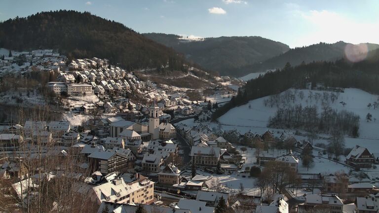 Dieses Bild zeigt eine Webcam-Aufnahme von Ottenhöfen, aufgenommen am Montag, den 05.01.2026 um 14:50 Uhr