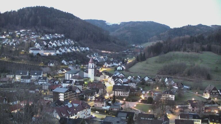 Dieses Bild zeigt eine Webcam-Aufnahme von Ottenhöfen, aufgenommen am Donnerstag, den 02.04.2026 um 06:30 Uhr