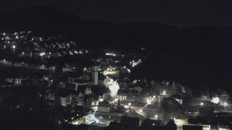 Dieses Bild zeigt eine Webcam-Aufnahme von Ottenhöfen, aufgenommen am Freitag, den 24.04.2026 um 04:30 Uhr