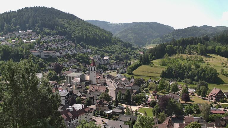 Dieses Bild zeigt eine Webcam-Aufnahme von Ottenhöfen, aufgenommen am Mittwoch, den 27.05.2026 um 11:00 Uhr