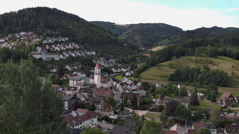 Dieses Bild zeigt eine Webcam-Aufnahme von Ottenhöfen, aufgenommen am Dienstag, den 07.07.2026 um 09:10 Uhr