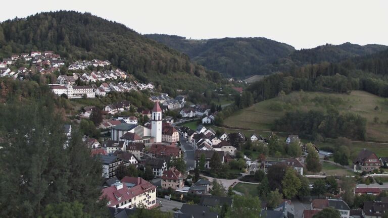Dieses Bild zeigt eine Webcam-Aufnahme von Ottenhöfen, aufgenommen am Freitag, den 11.09.2026 um 20:00 Uhr