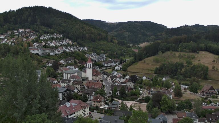 Dieses Bild zeigt eine Webcam-Aufnahme von Ottenhöfen, aufgenommen am Mittwoch, den 19.08.2026 um 10:30 Uhr