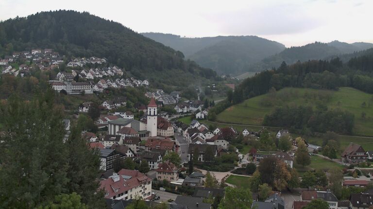 Dieses Bild zeigt eine Webcam-Aufnahme von Ottenhöfen, aufgenommen am Dienstag, den 20.10.2026 um 16:40 Uhr