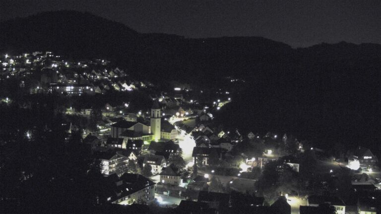 Dieses Bild zeigt eine Webcam-Aufnahme von Ottenhöfen, aufgenommen am Freitag, den 18.09.2026 um 21:00 Uhr